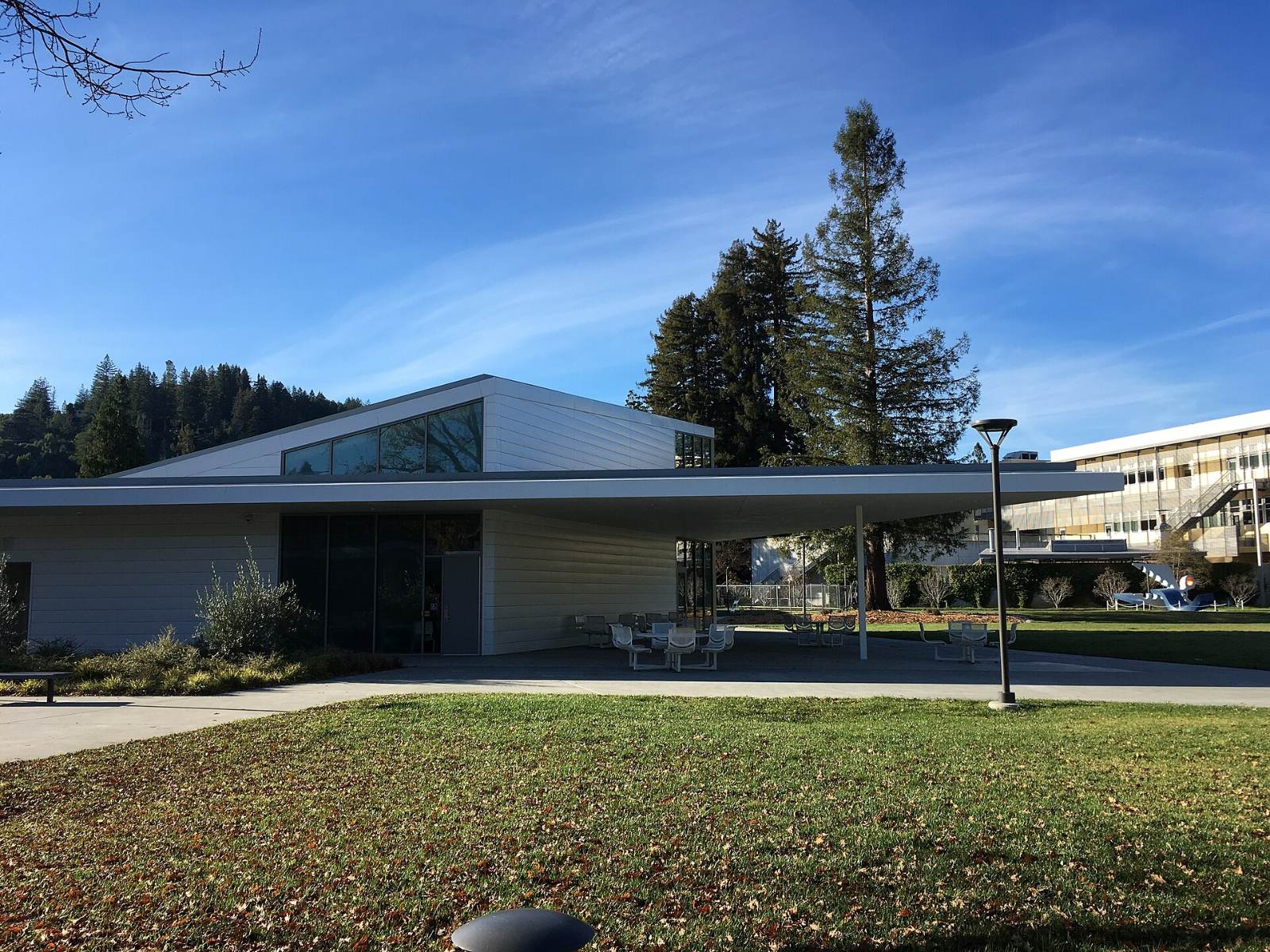 A classroom building and lawn on the College of Marin campus in Kentfield