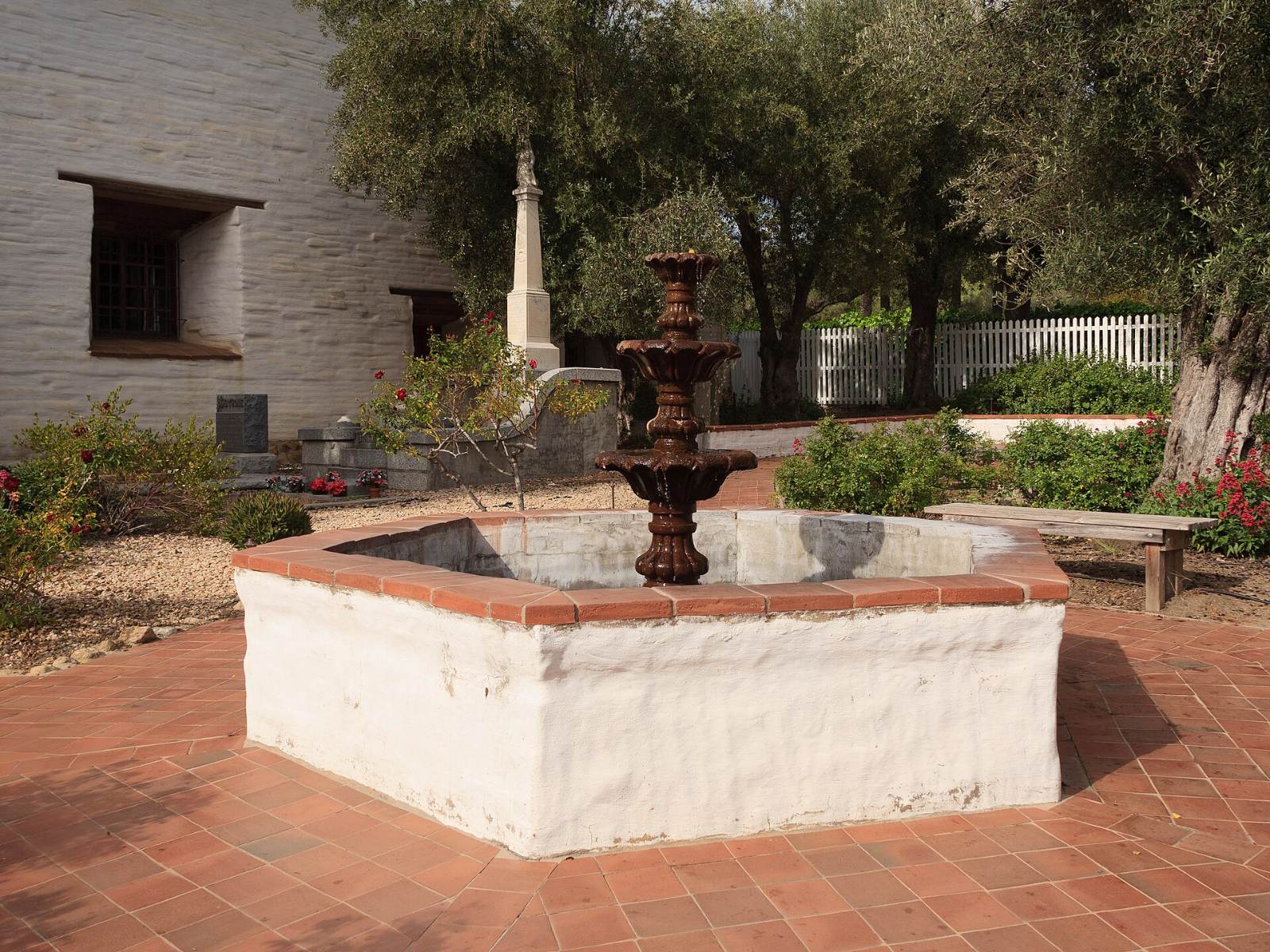 A tiled fountain in the courtyard of Mission San José
